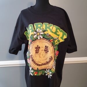 Market Black Tee